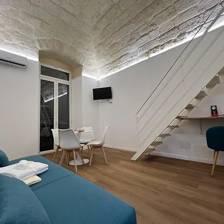 Bed & Breakfast Casetta Aurora 3*
